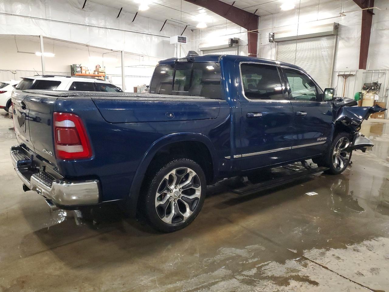 2021 RAM 1500 LIMITED photo 3