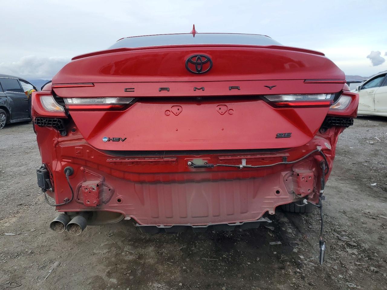 2025 TOYOTA CAMRY XSE photo 6