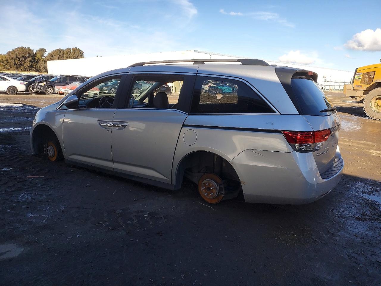 2014 HONDA ODYSSEY EXL photo 2
