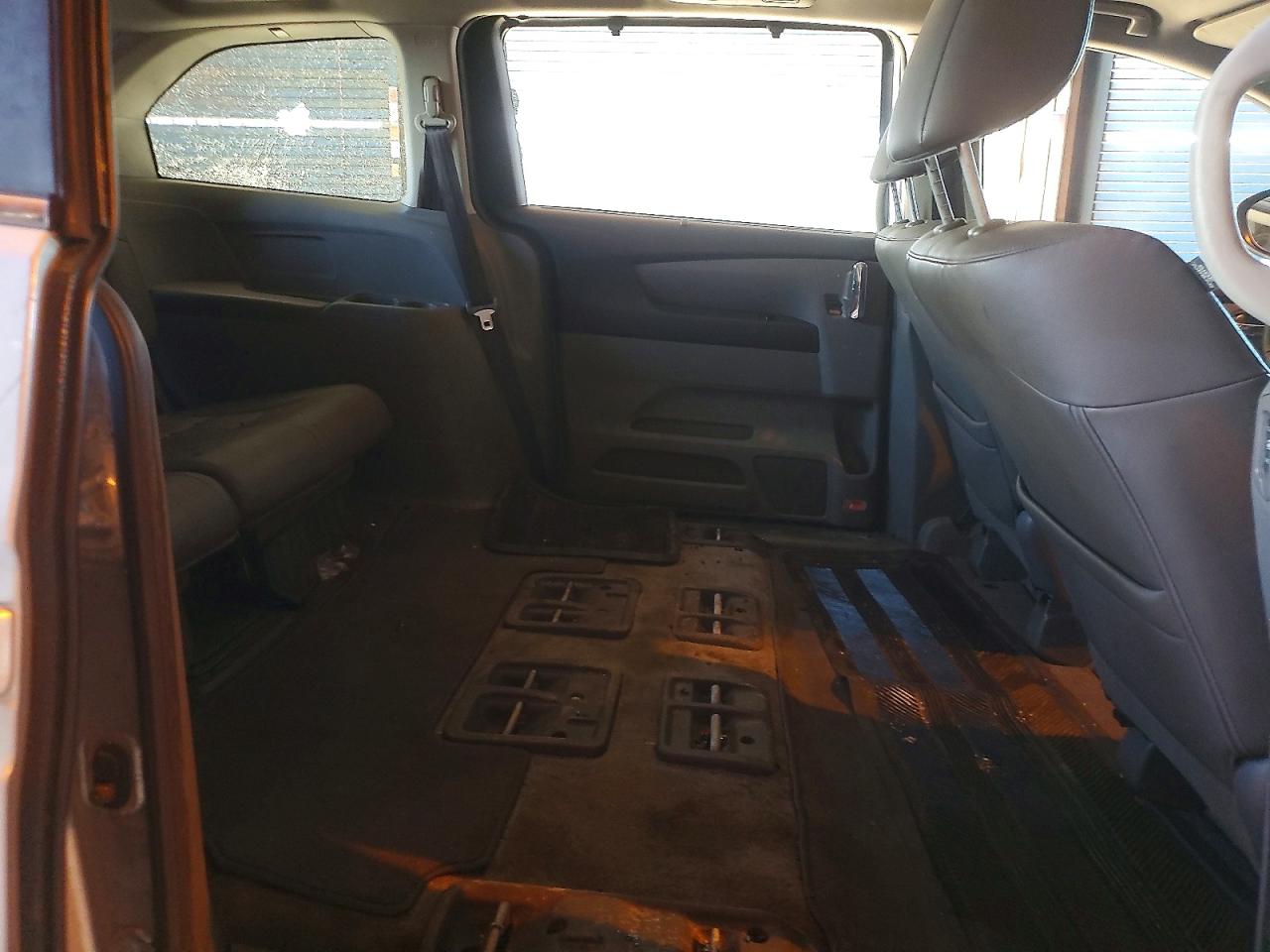 2014 HONDA ODYSSEY EXL photo 10