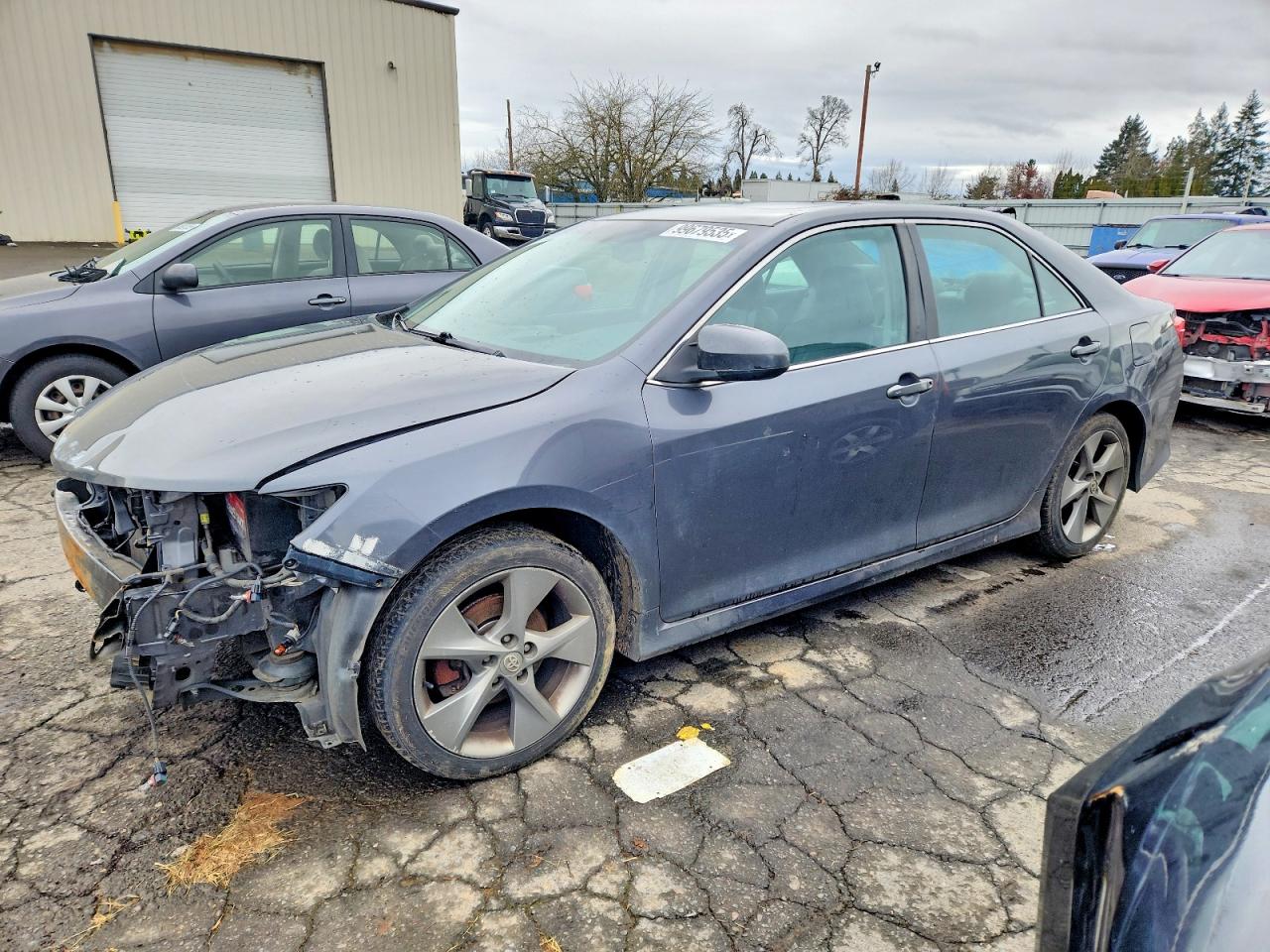 2012 TOYOTA CAMRY