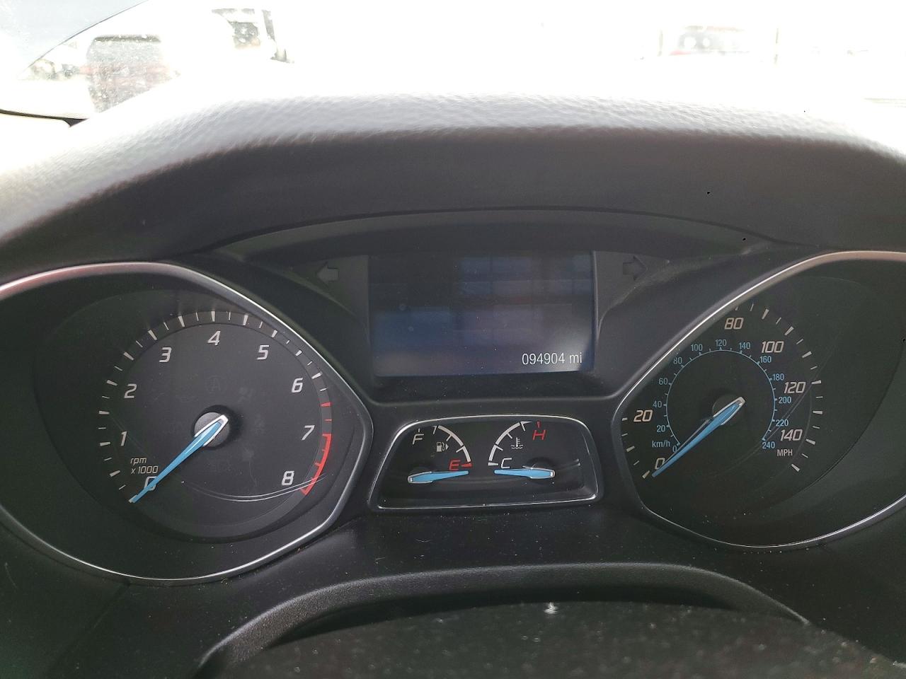 2014 FORD FOCUS SE photo 9