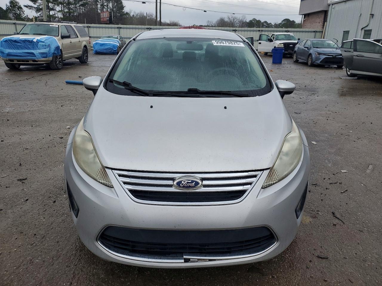 2012 FORD FIESTA SE photo 5