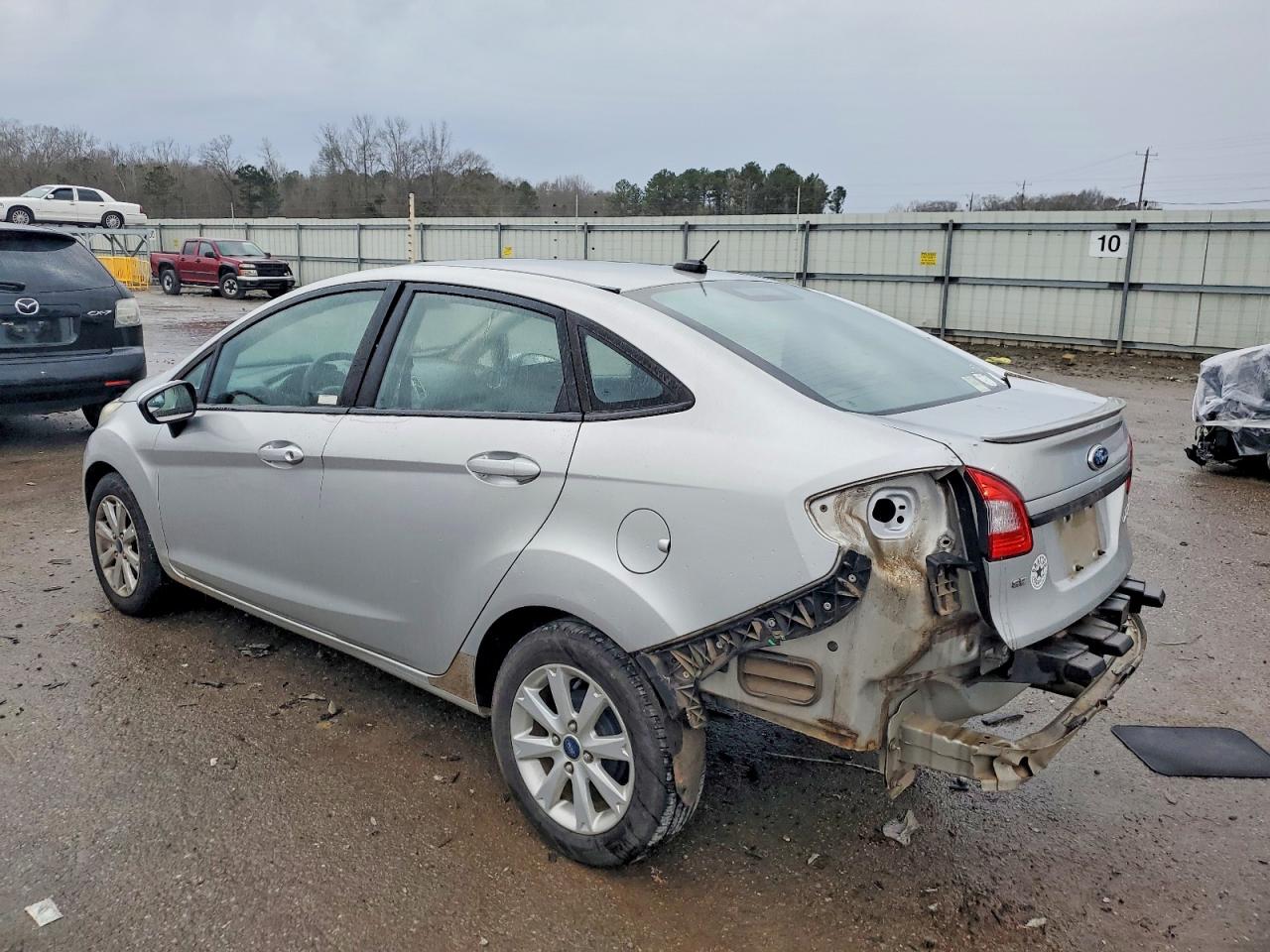 2012 FORD FIESTA SE photo 2
