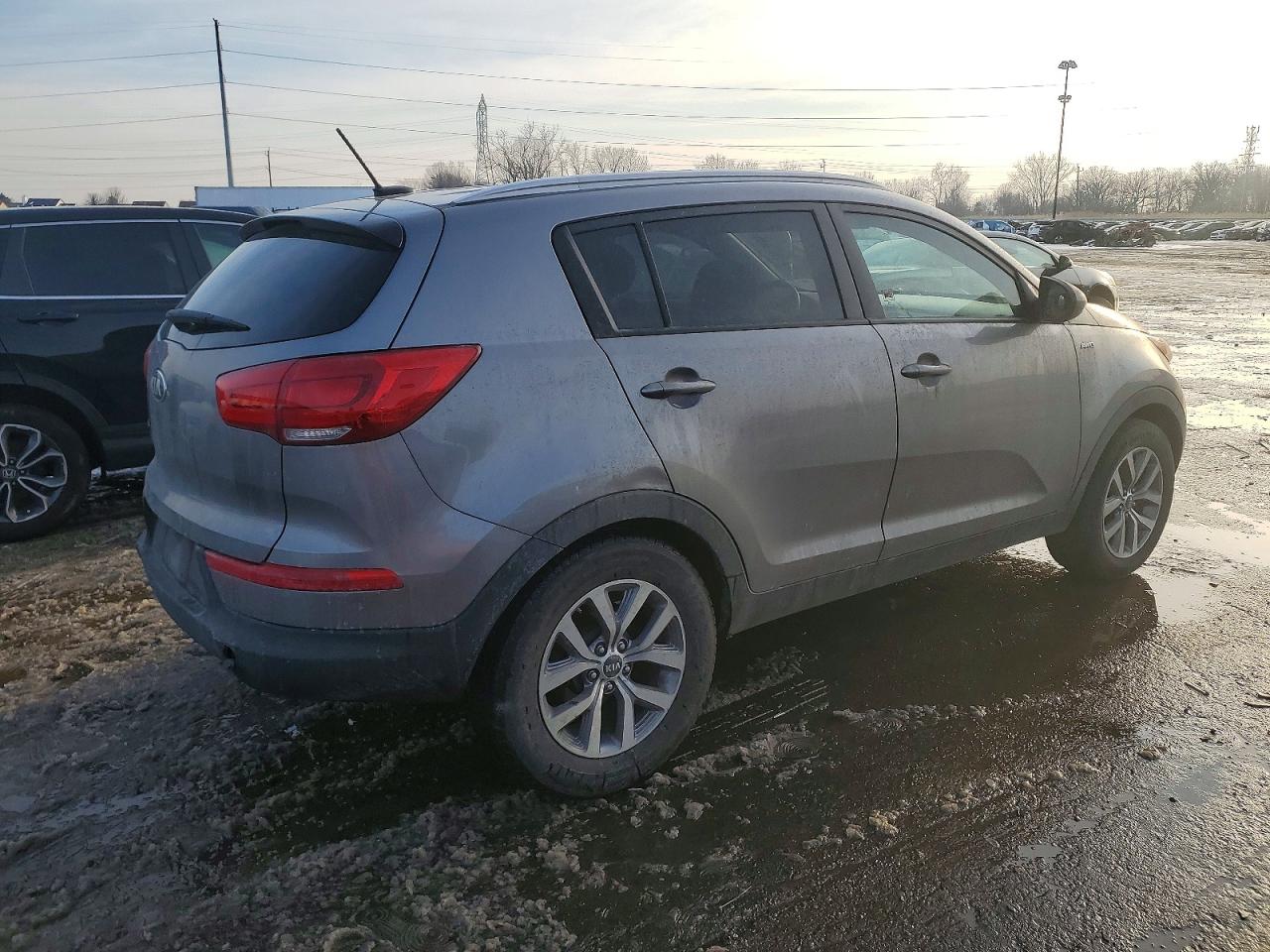 2016 KIA SPORTAGE LX photo 3