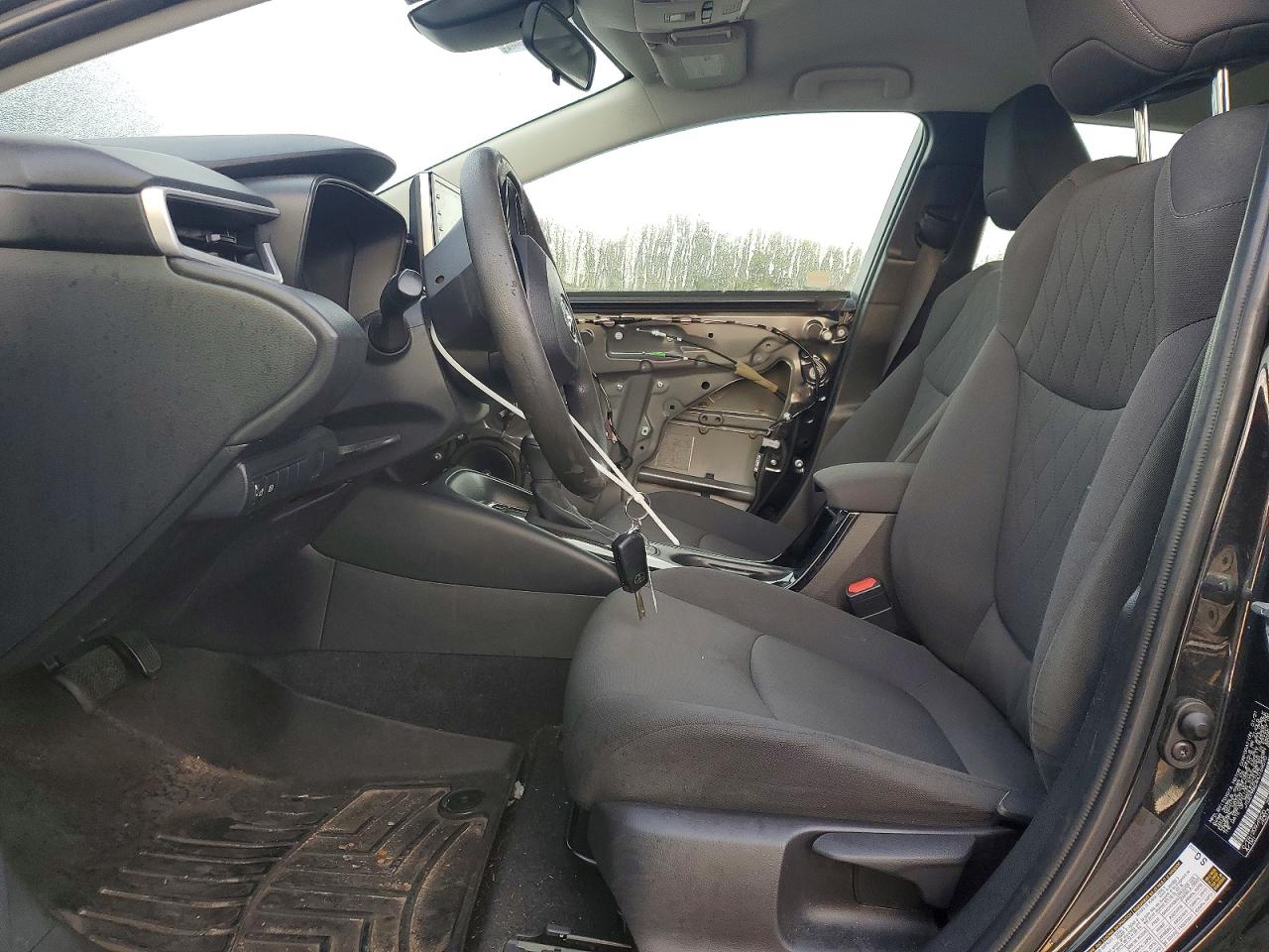 2021 TOYOTA COROLLA LE photo 7