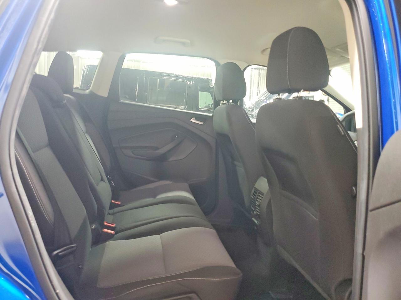 2017 FORD ESCAPE SE photo 10