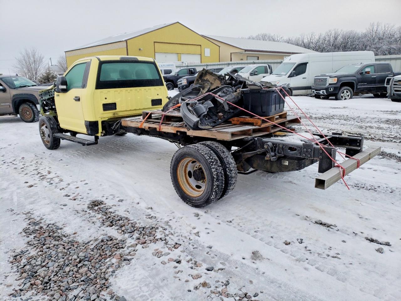 2019 FORD F550 SUPER DUTY TRUCK CAB AND CHASSIS photo 2
