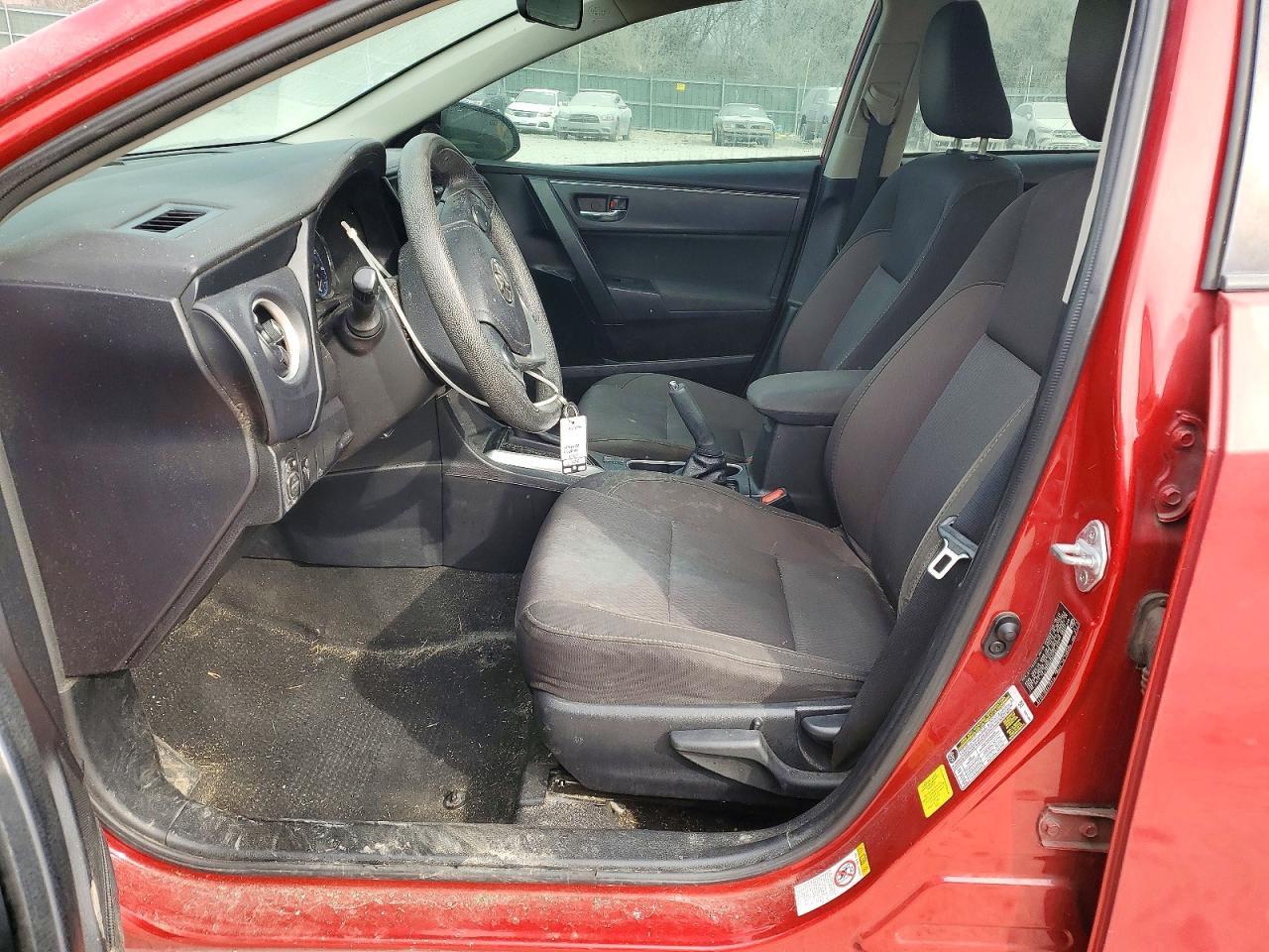 2017 TOYOTA COROLLA LE photo 7