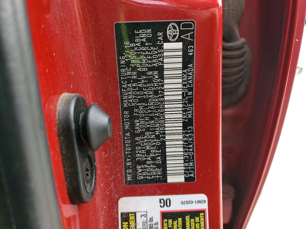 2017 TOYOTA COROLLA LE photo 12