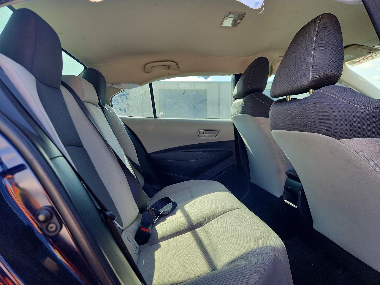 2022 TOYOTA COROLLA LE photo 10