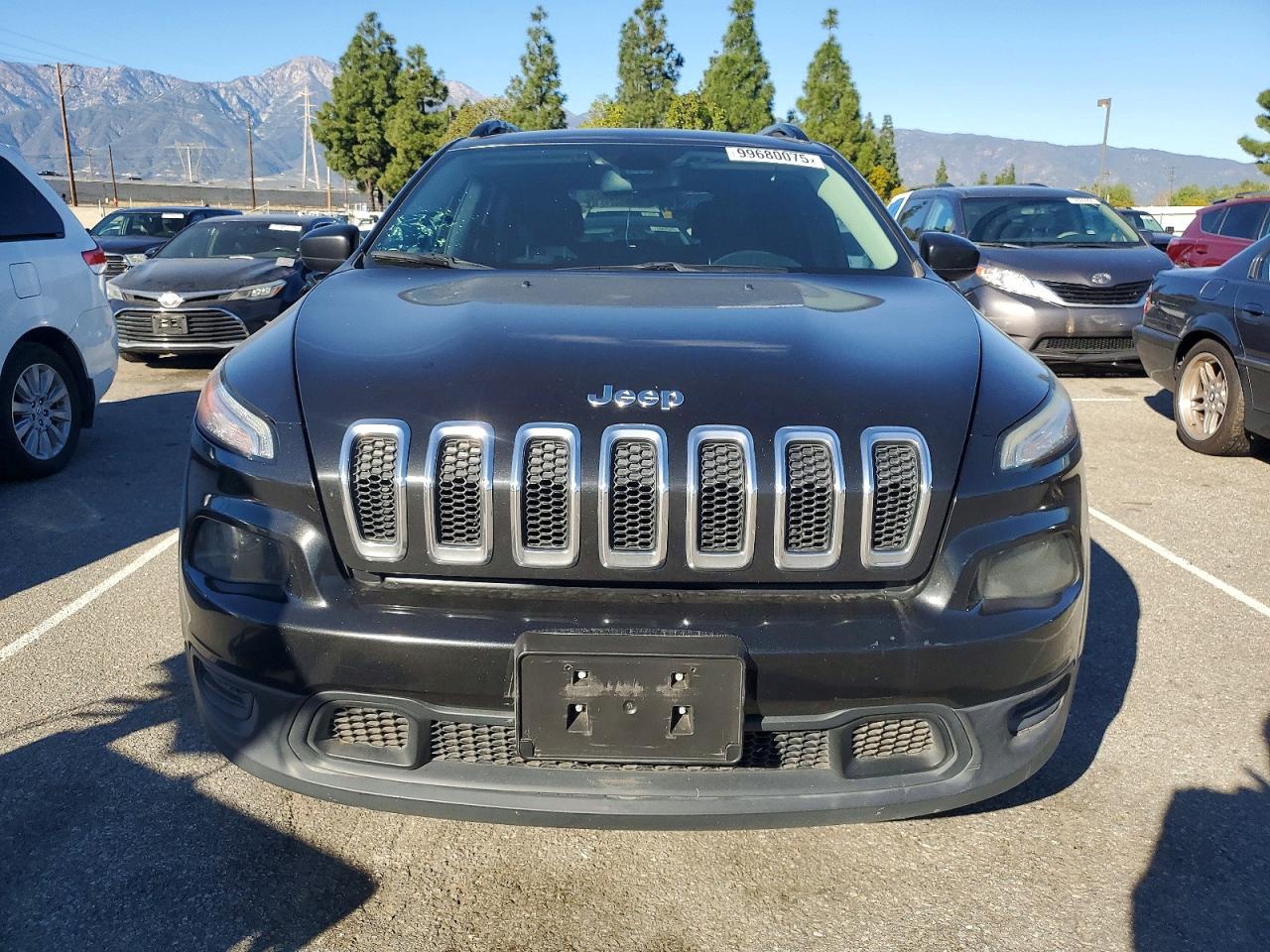 2016 JEEP CHEROKEE SPORT photo 5