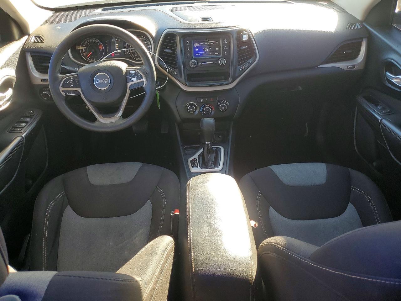 2016 JEEP CHEROKEE SPORT photo 8