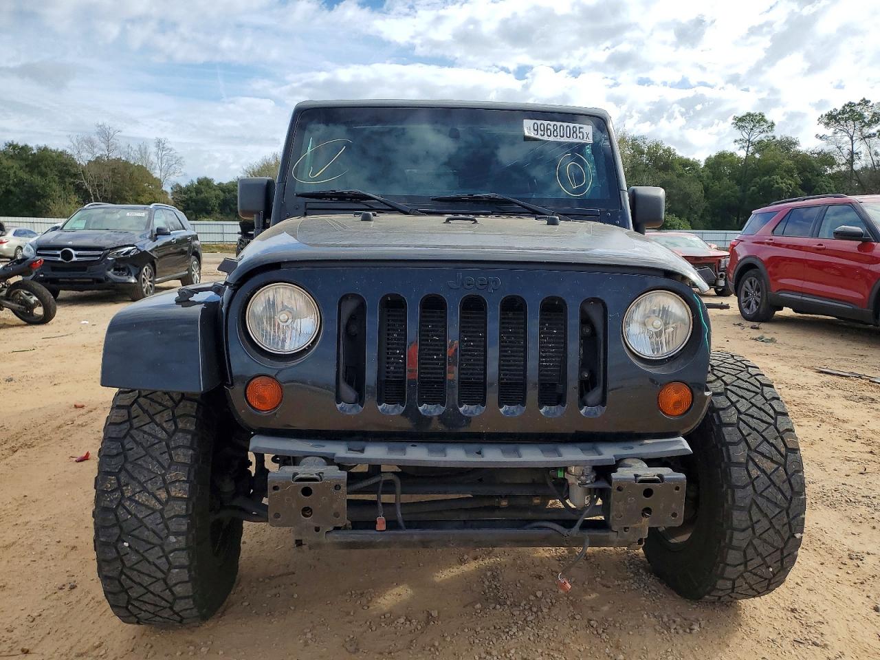 2012 JEEP WRANGLER UNLIMITED SAHARA photo 5