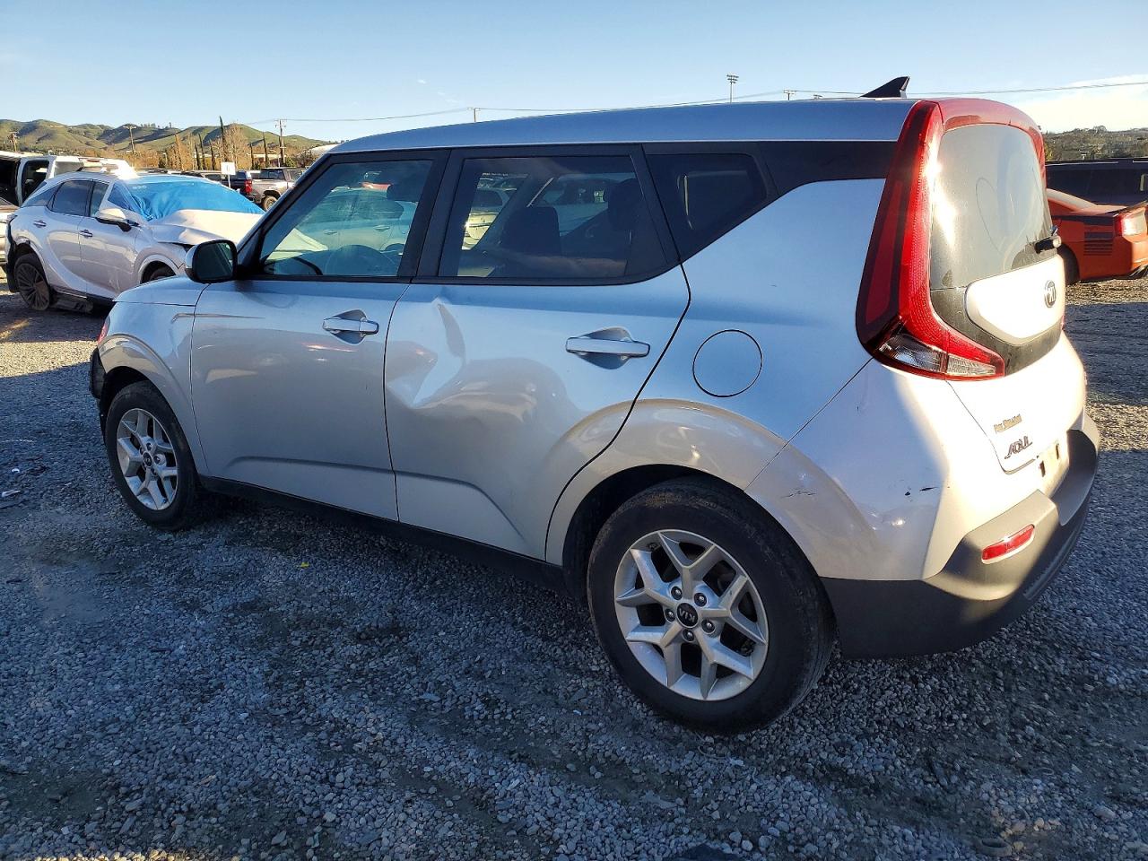 2020 KIA SOUL LX photo 4