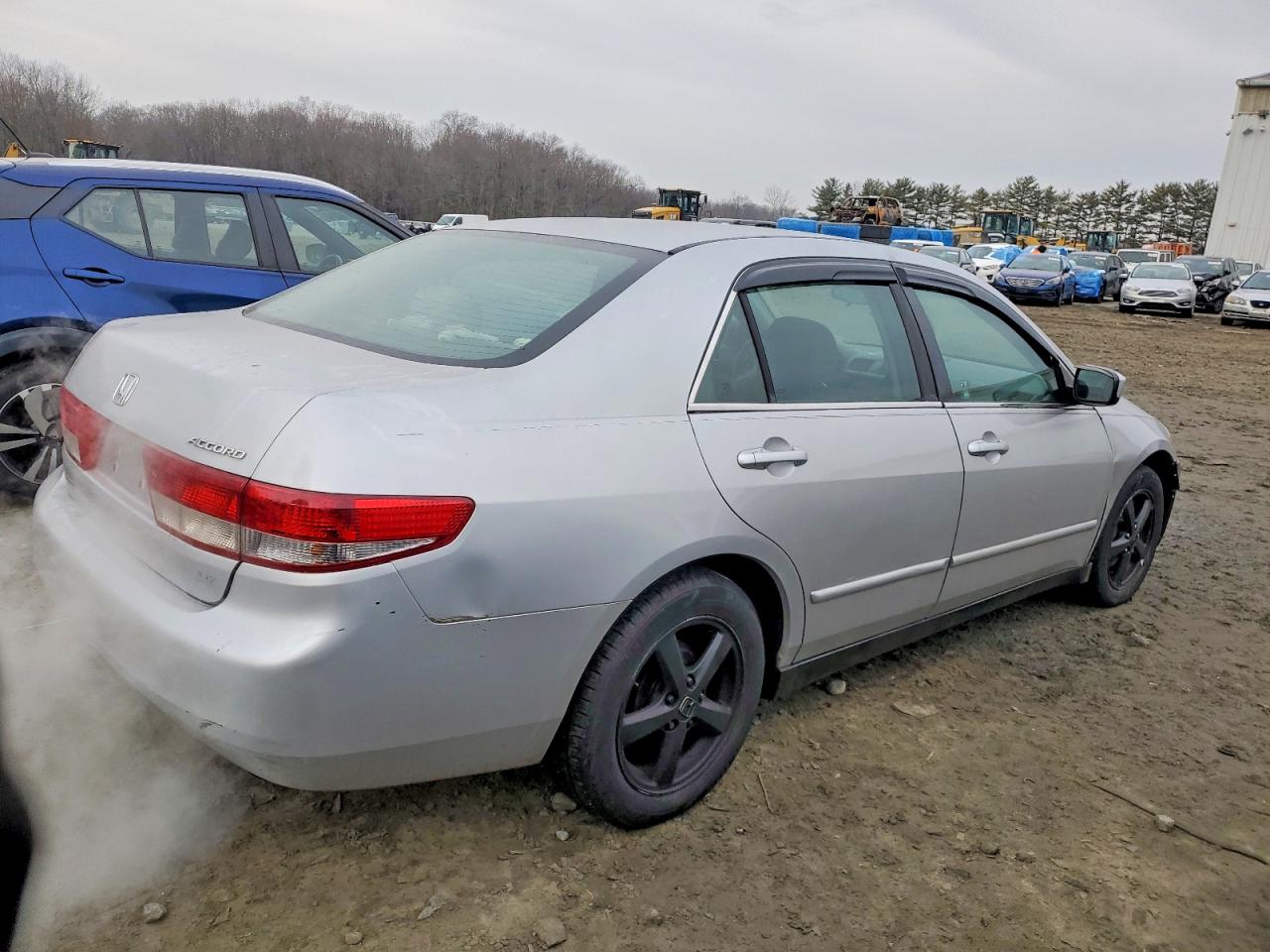 2003 HONDA ACCORD LX photo 3