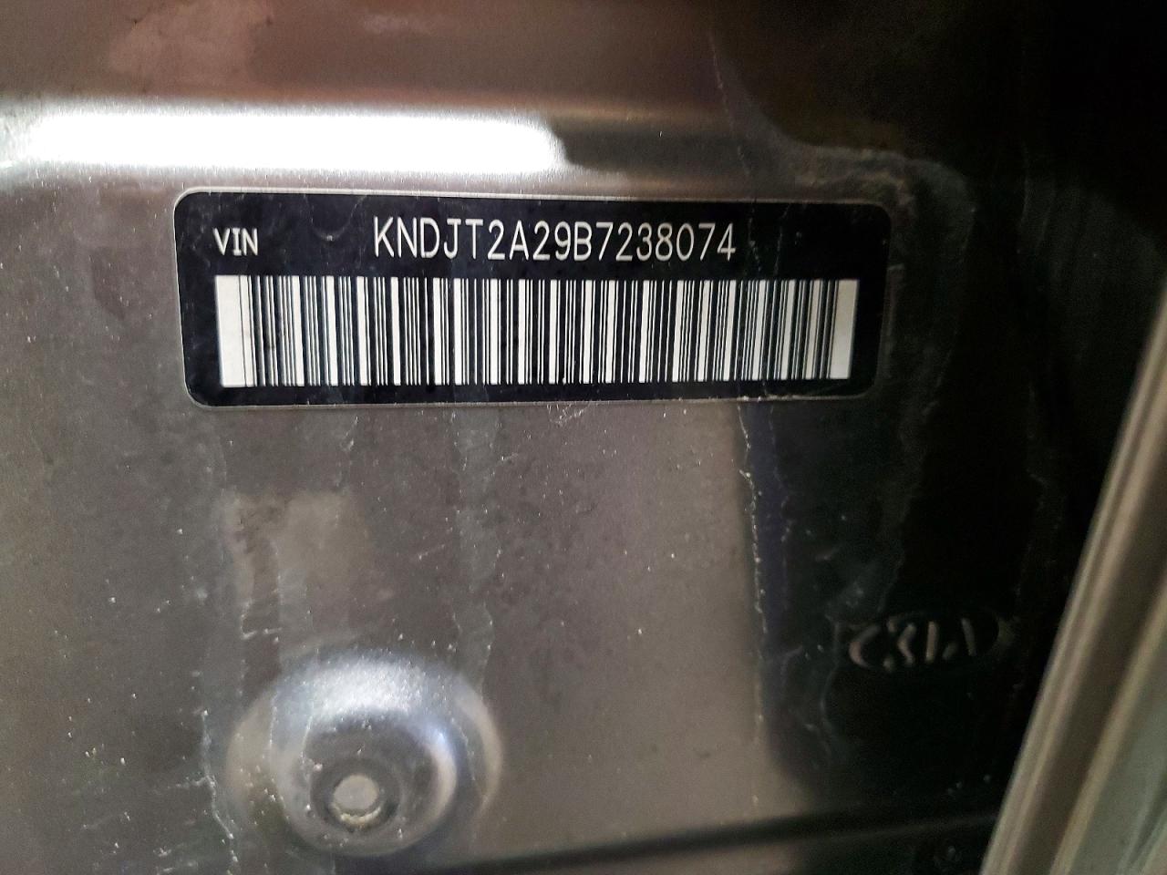 2011 KIA SOUL + photo 12