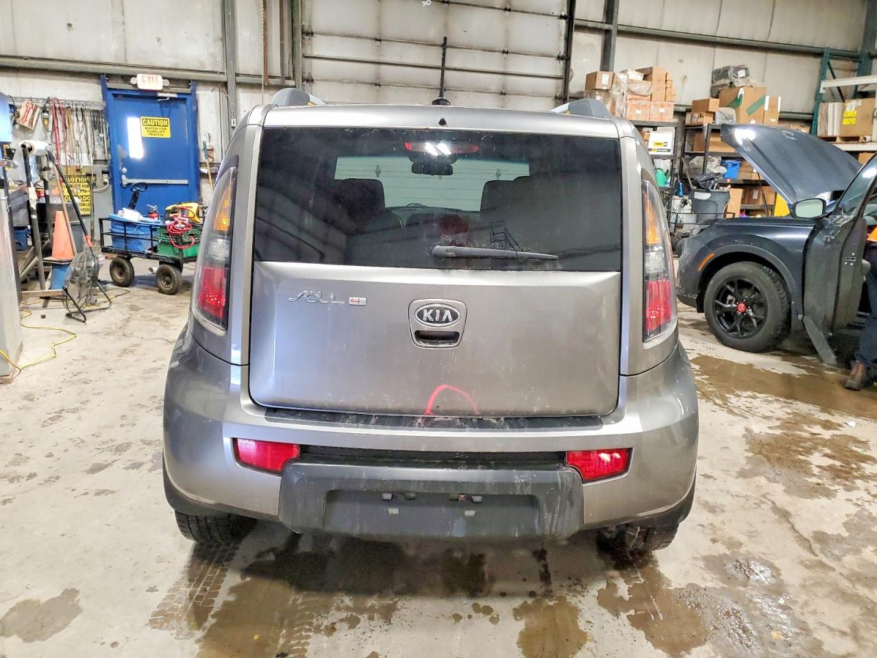 2011 KIA SOUL + photo 6
