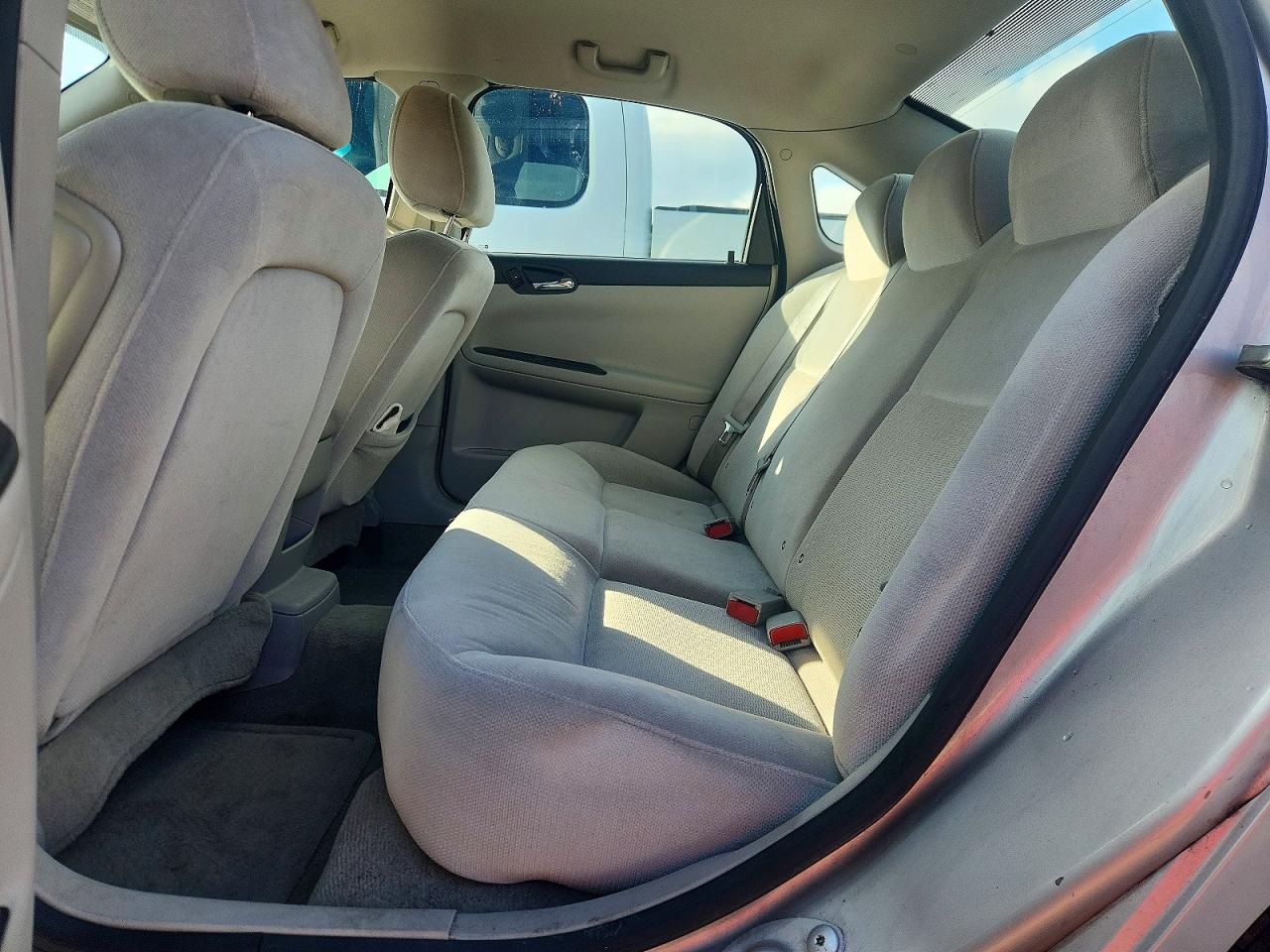 2010 CHEVROLET IMPALA LT photo 10