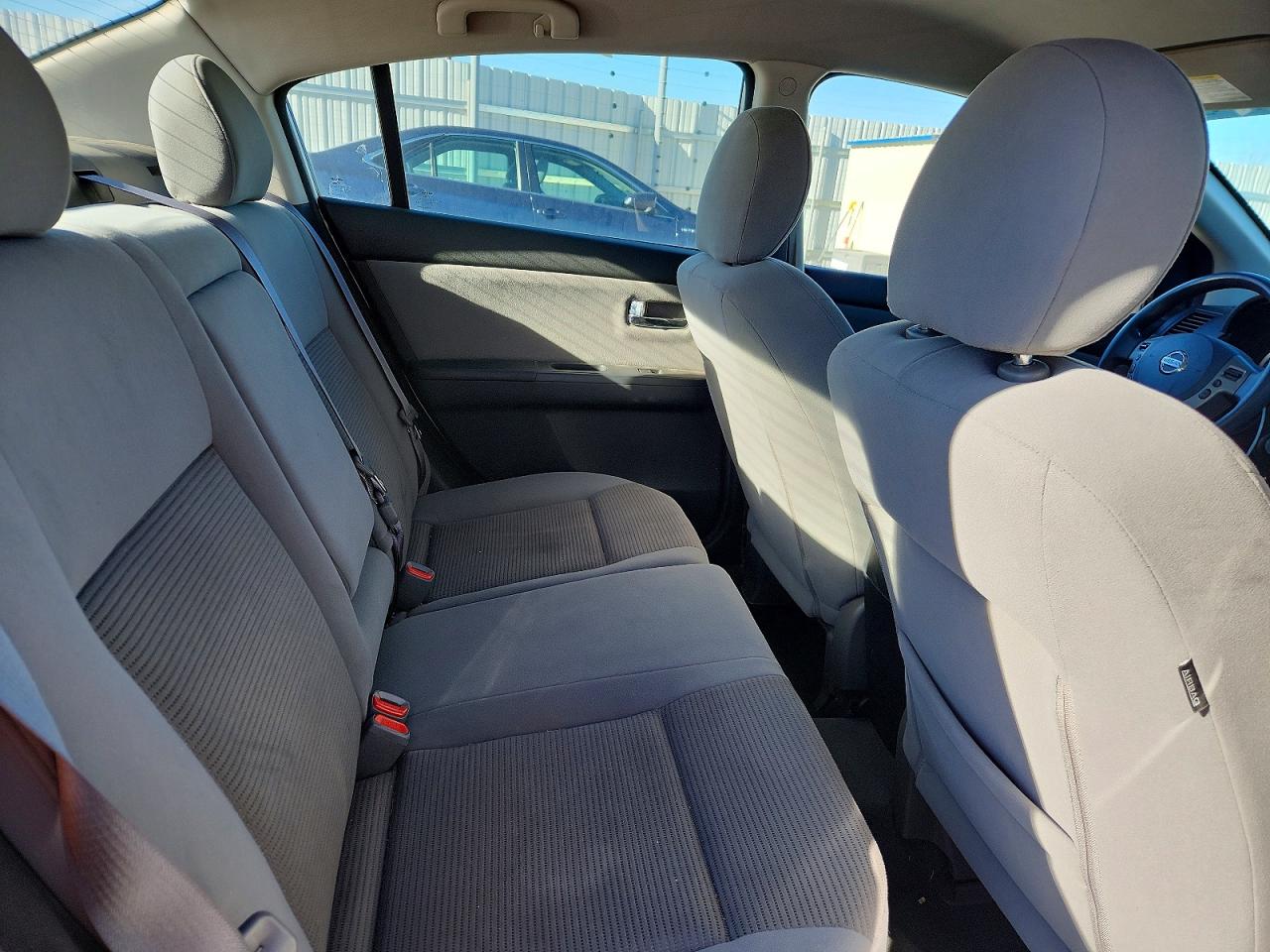 2012 NISSAN SENTRA 2.0 photo 10
