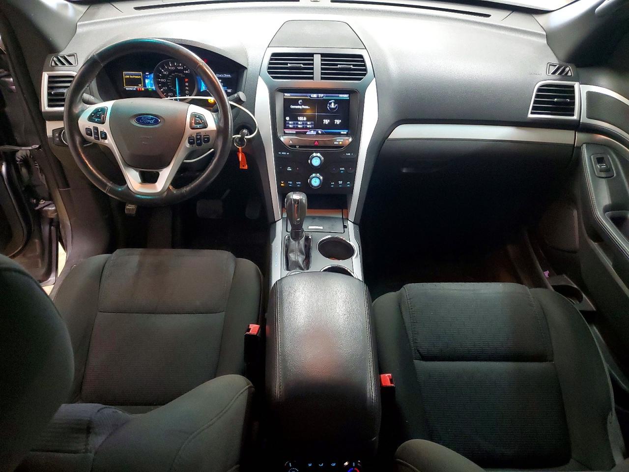 2013 FORD EXPLORER XLT photo 8