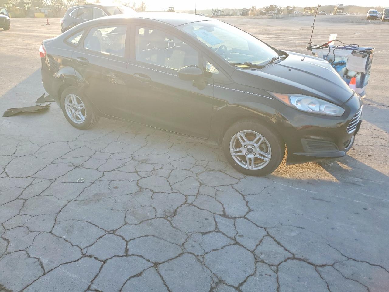 2019 FORD FIESTA SE photo 10