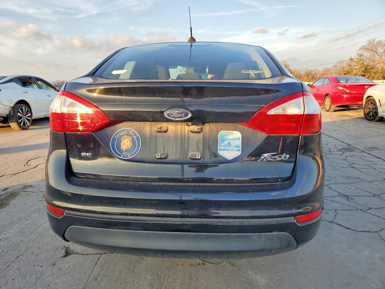 2019 FORD FIESTA SE photo 16