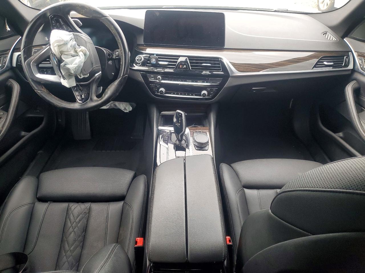 2022 BMW 530 I photo 8
