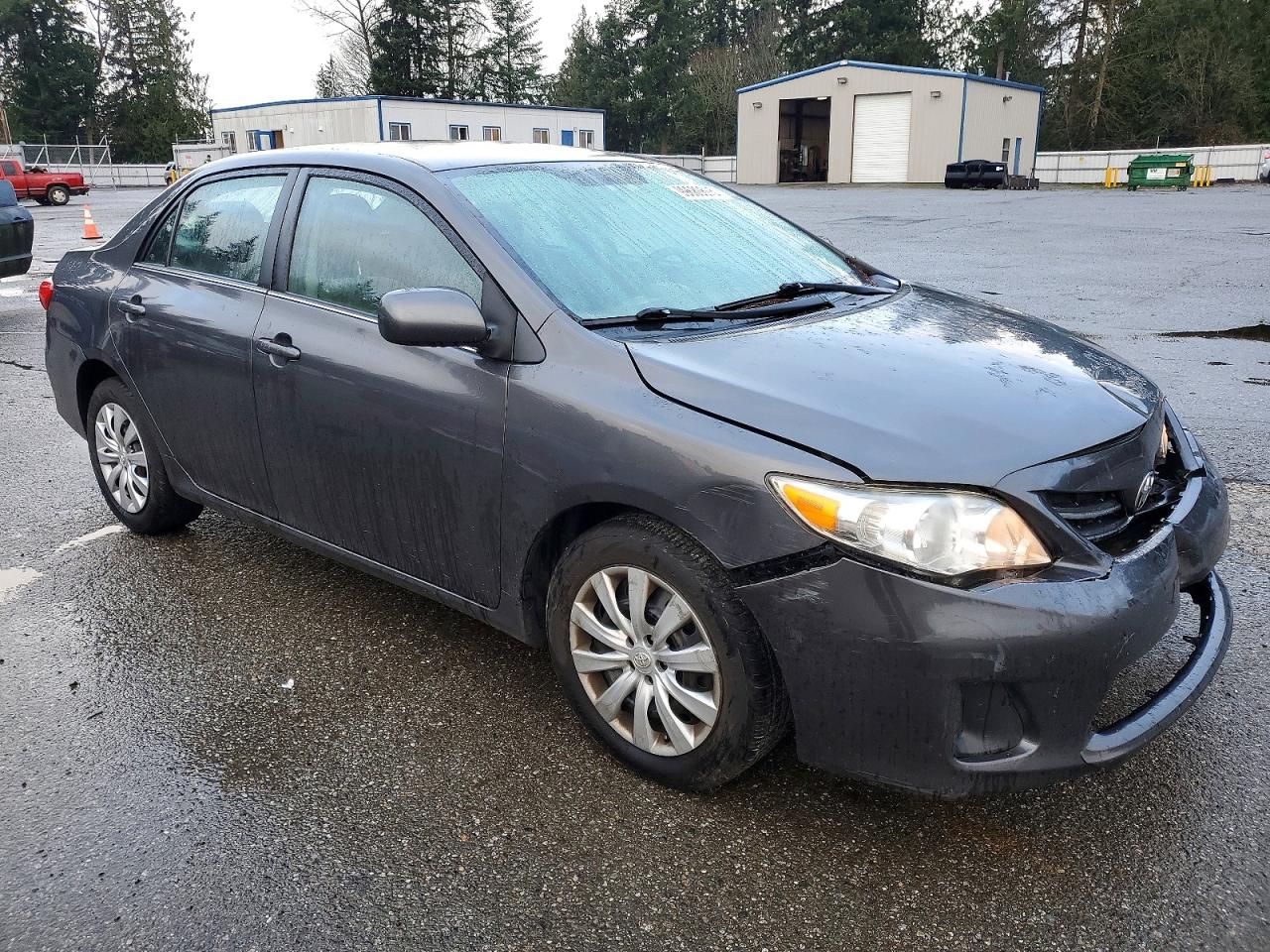 2013 TOYOTA COROLLA BASE photo 4