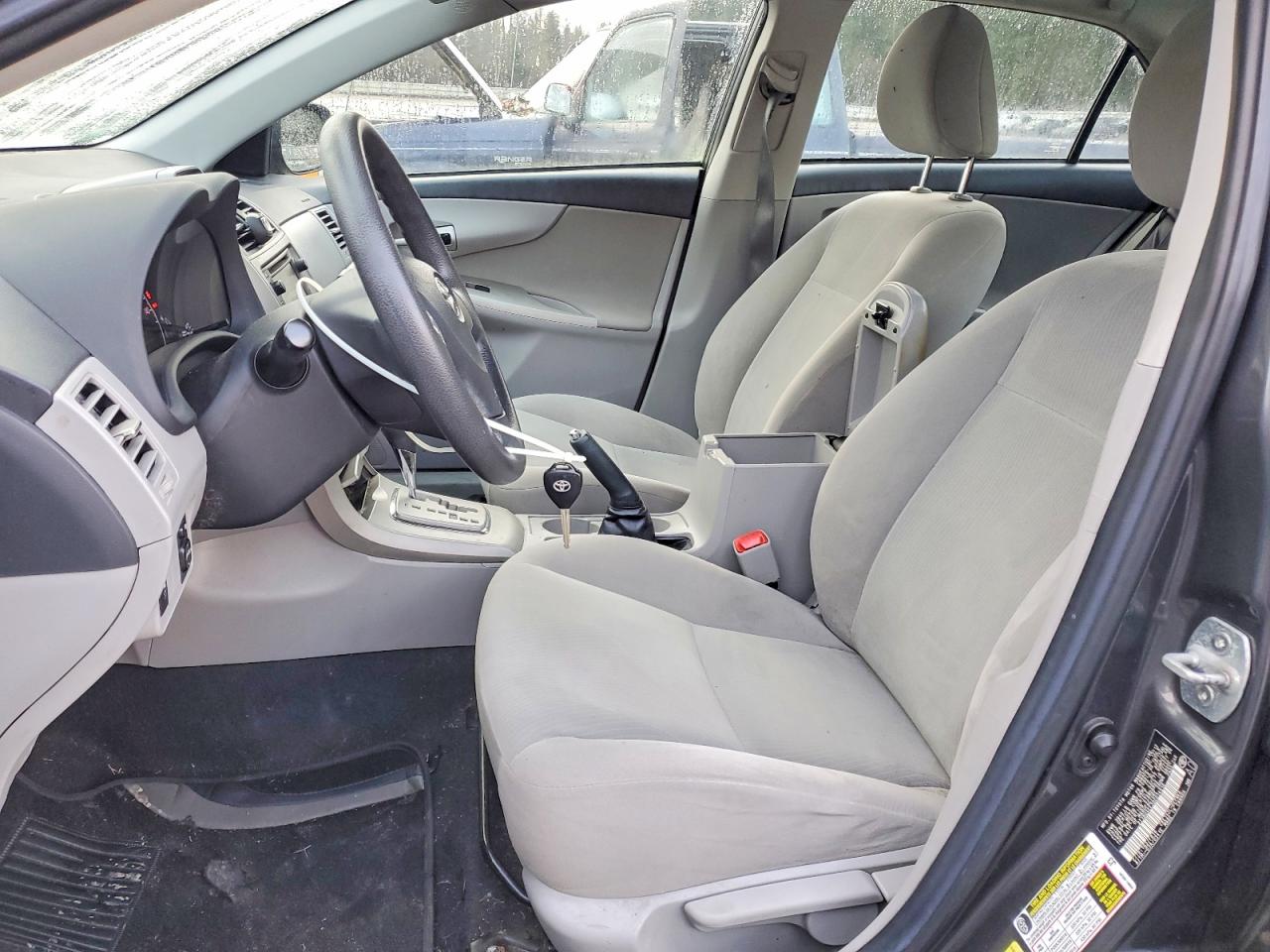 2013 TOYOTA COROLLA BASE photo 7