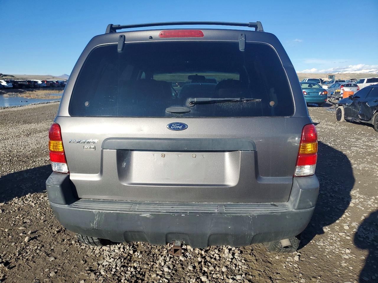2003 FORD ESCAPE XLT photo 6
