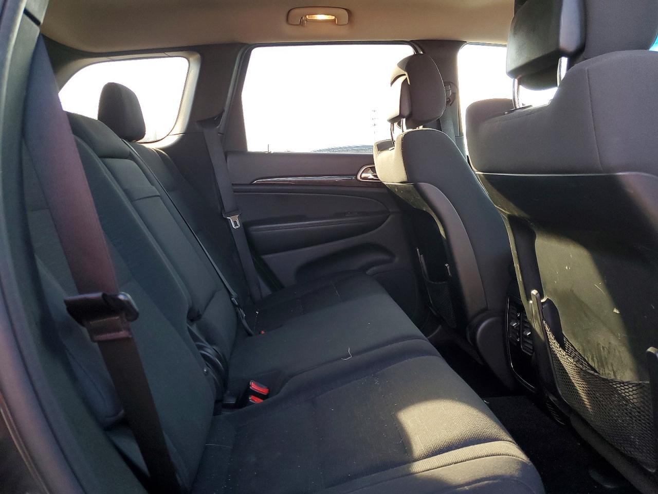 2011 JEEP GRAND CHEROKEE LAREDO photo 11
