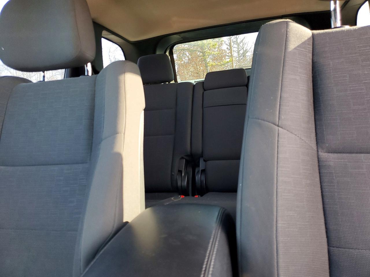 2011 JEEP GRAND CHEROKEE LAREDO photo 10