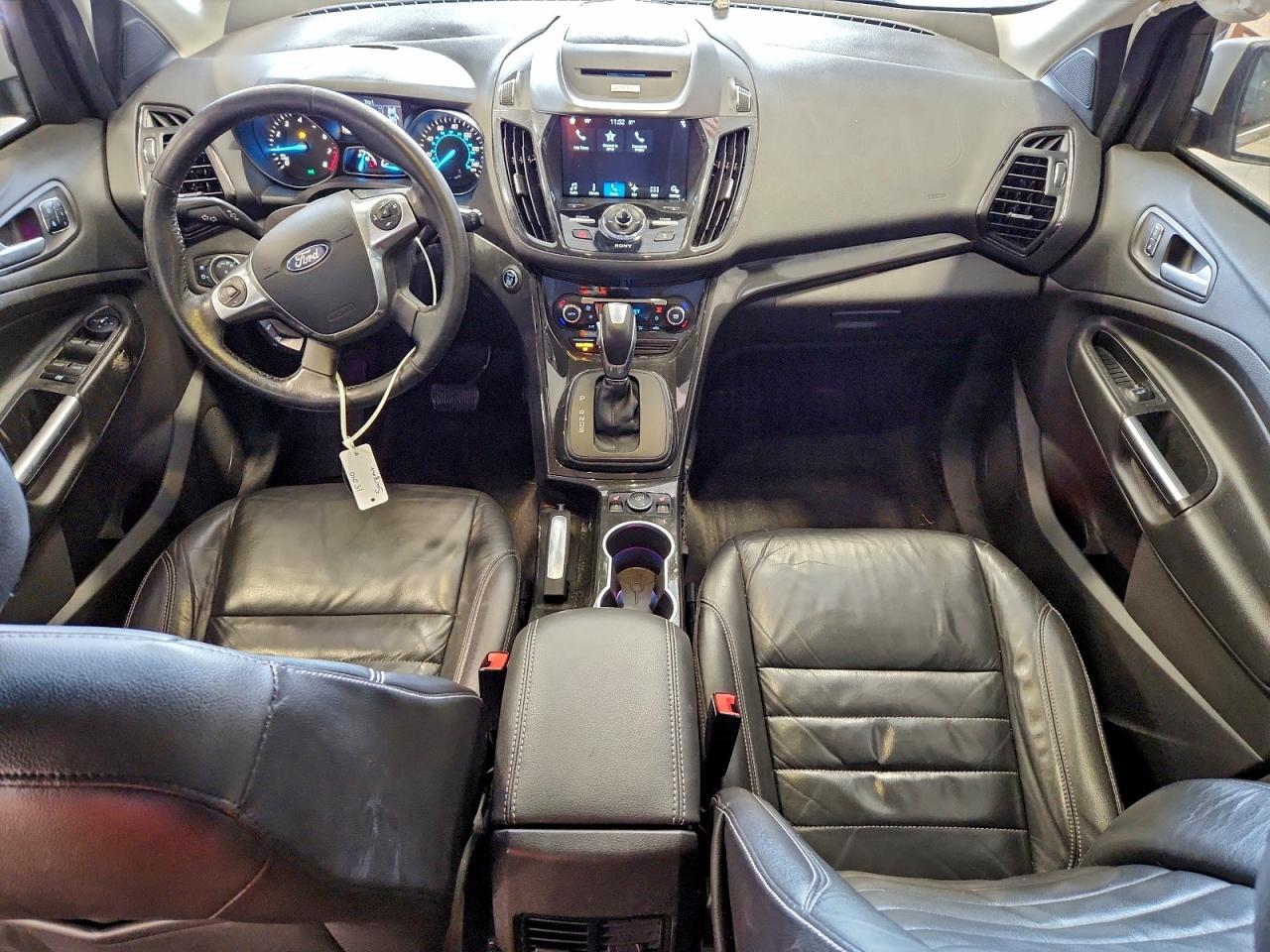 2016 FORD ESCAPE TITANIUM photo 8
