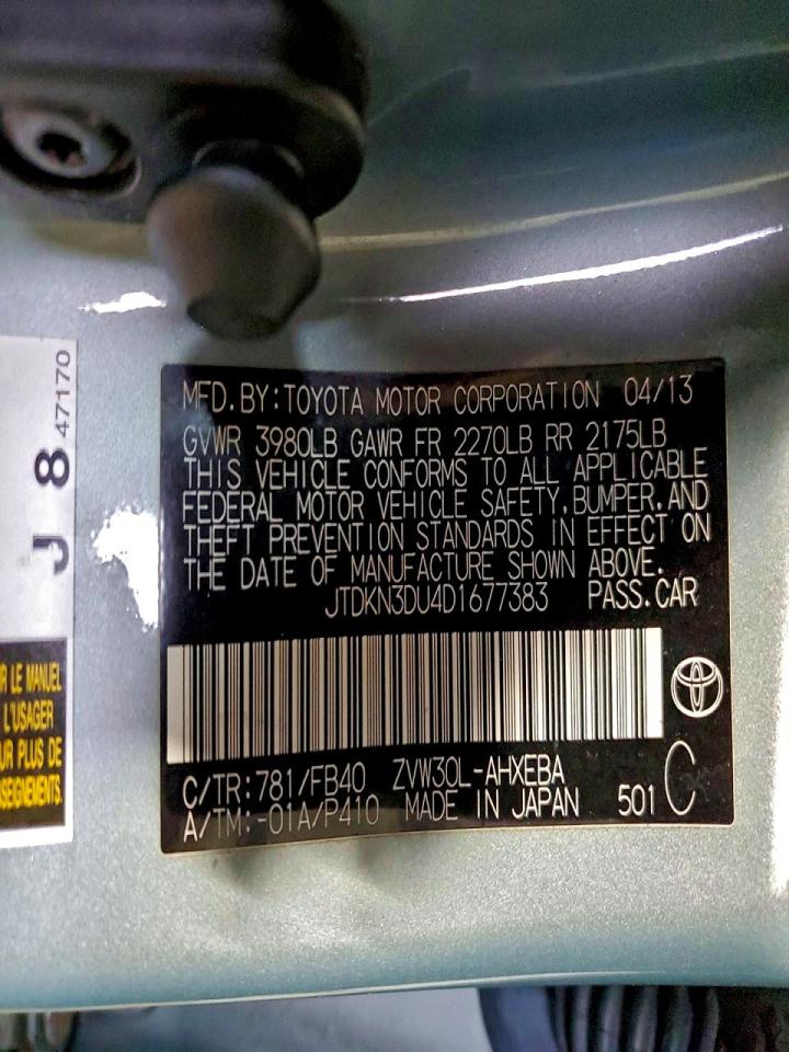 2013 TOYOTA PRIUS photo 12