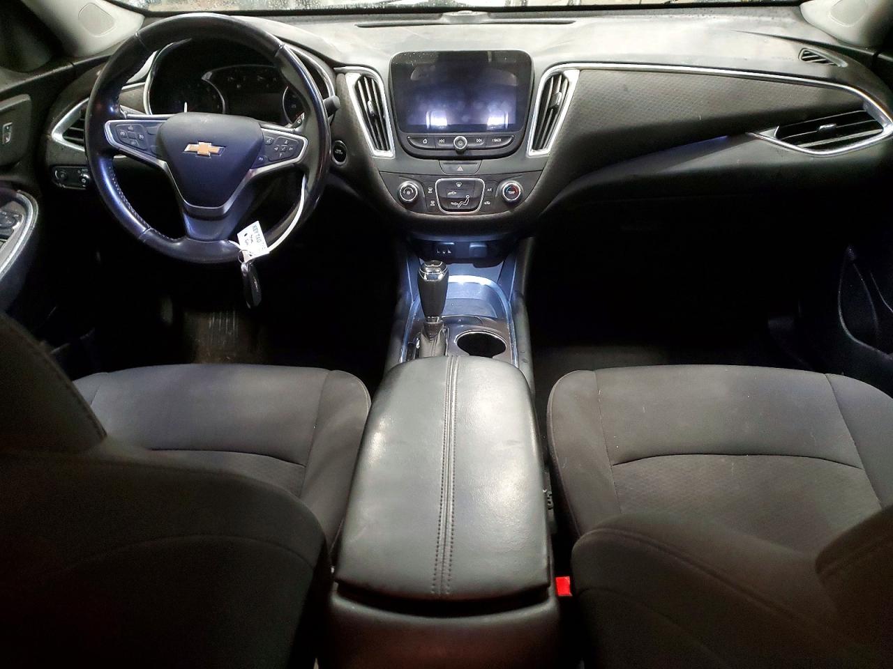 2018 CHEVROLET MALIBU LT photo 8