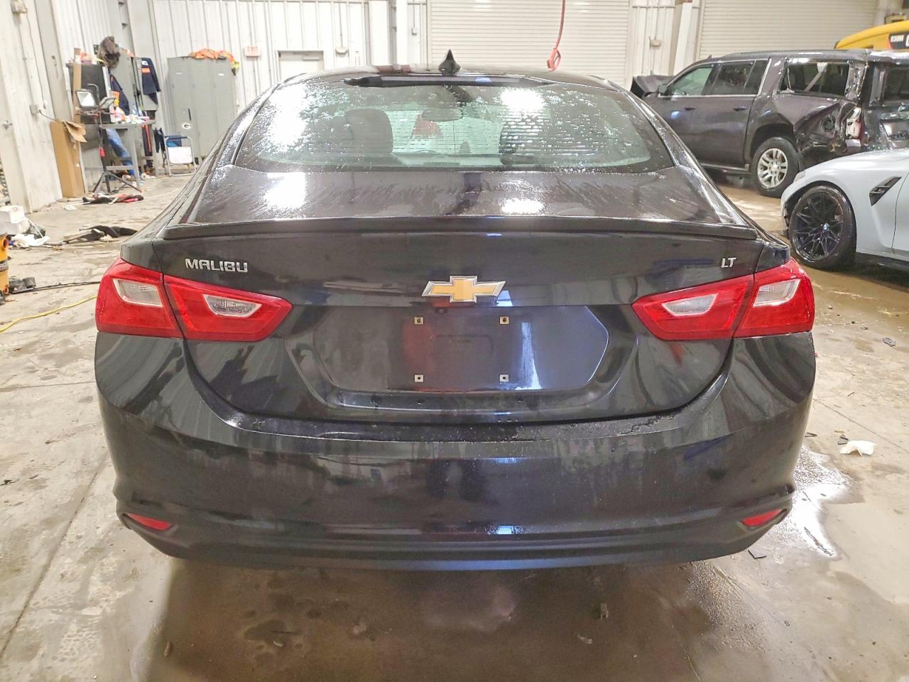 2018 CHEVROLET MALIBU LT photo 6
