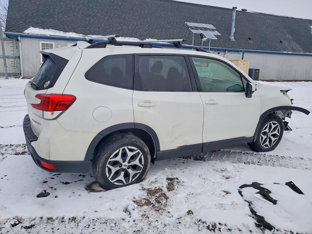 2019 SUBARU FORESTER PREMIUM photo 3
