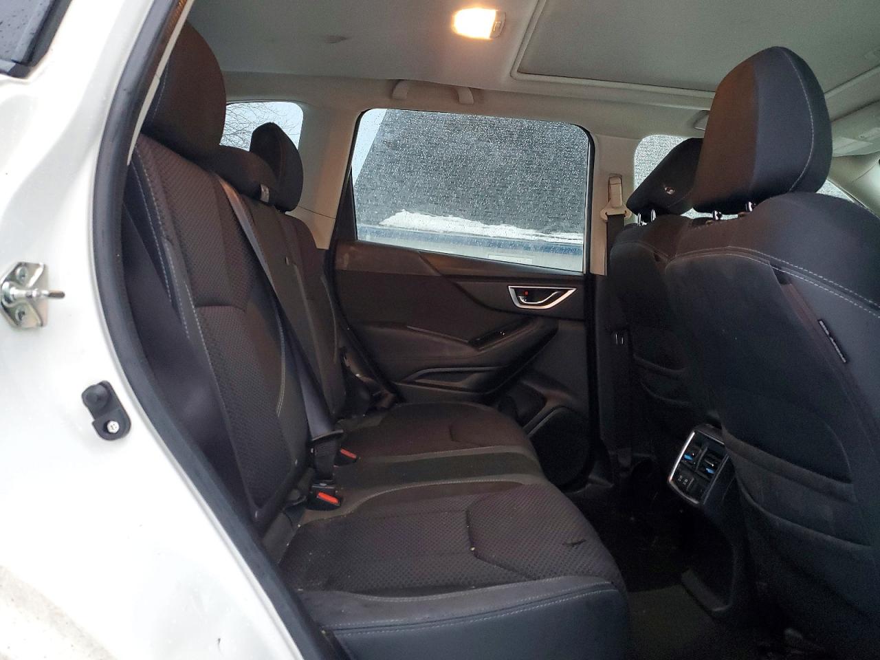 2019 SUBARU FORESTER PREMIUM photo 10