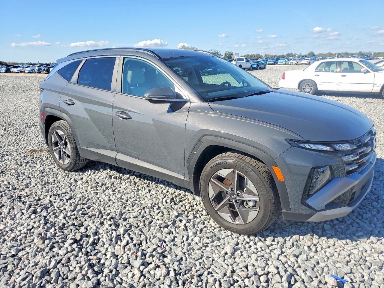 2025 HYUNDAI TUCSON SEL photo 4