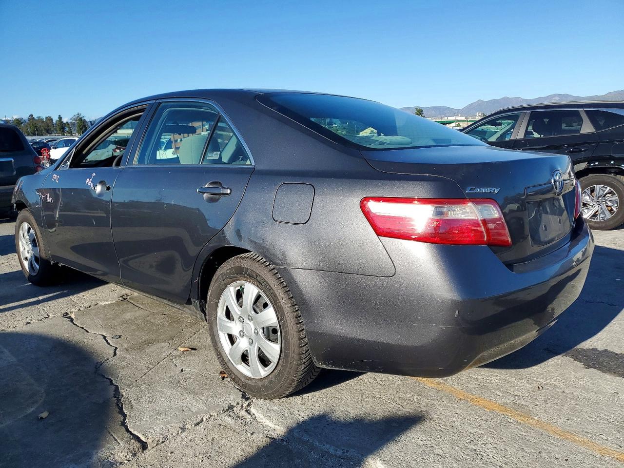 2009 TOYOTA CAMRY BASE photo 2