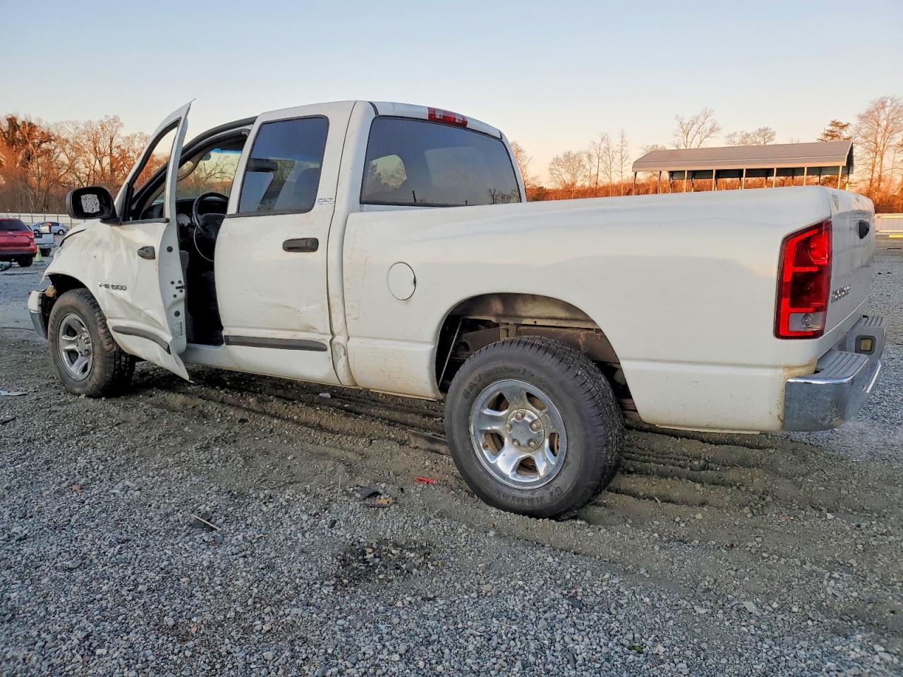 2002 DODGE RAM 1500 photo 2
