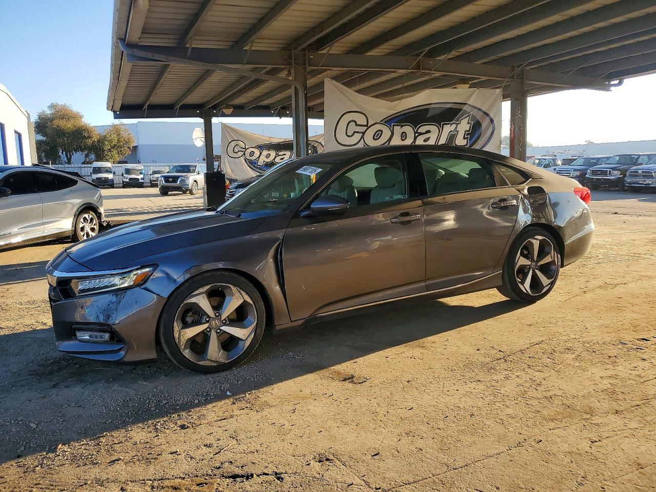 2018 HONDA ACCORD