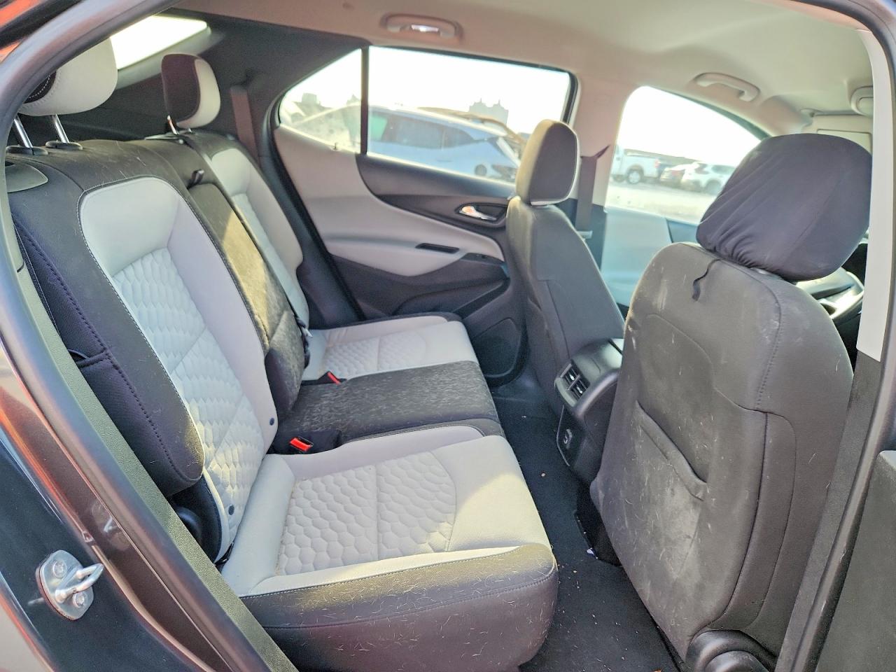 2019 CHEVROLET EQUINOX LT photo 11