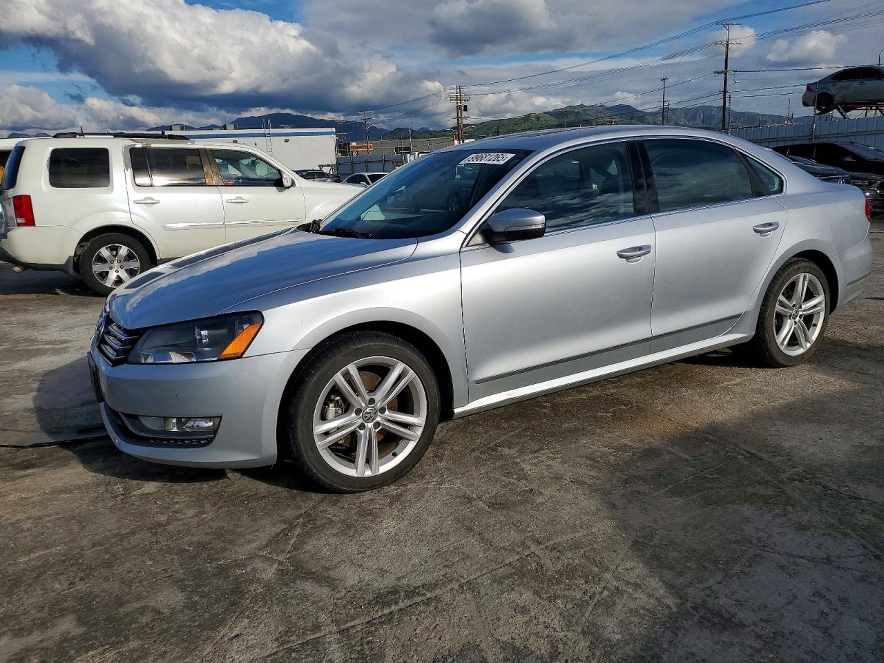 2015 VOLKSWAGEN PASSAT