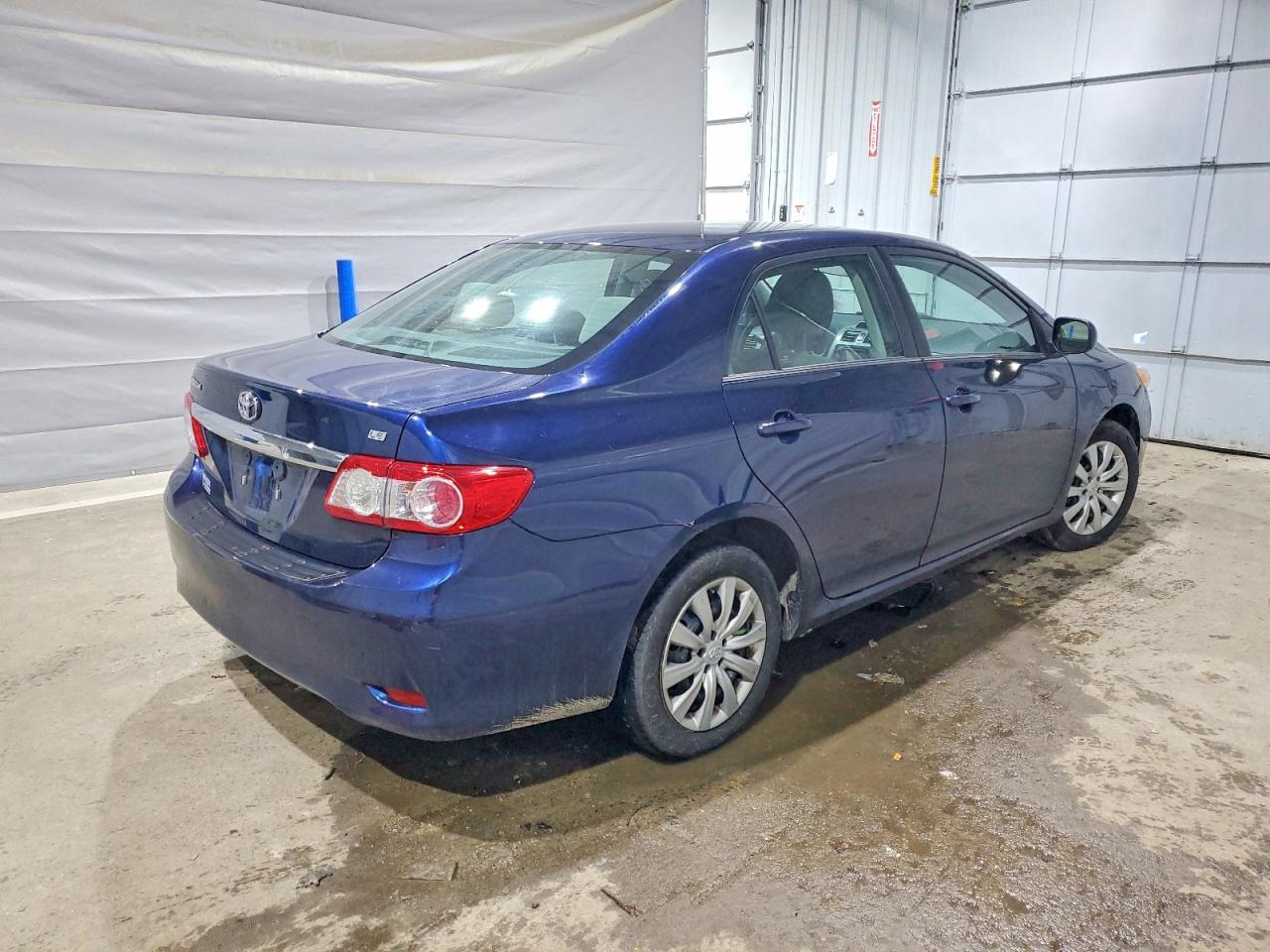 2013 TOYOTA COROLLA BASE photo 3