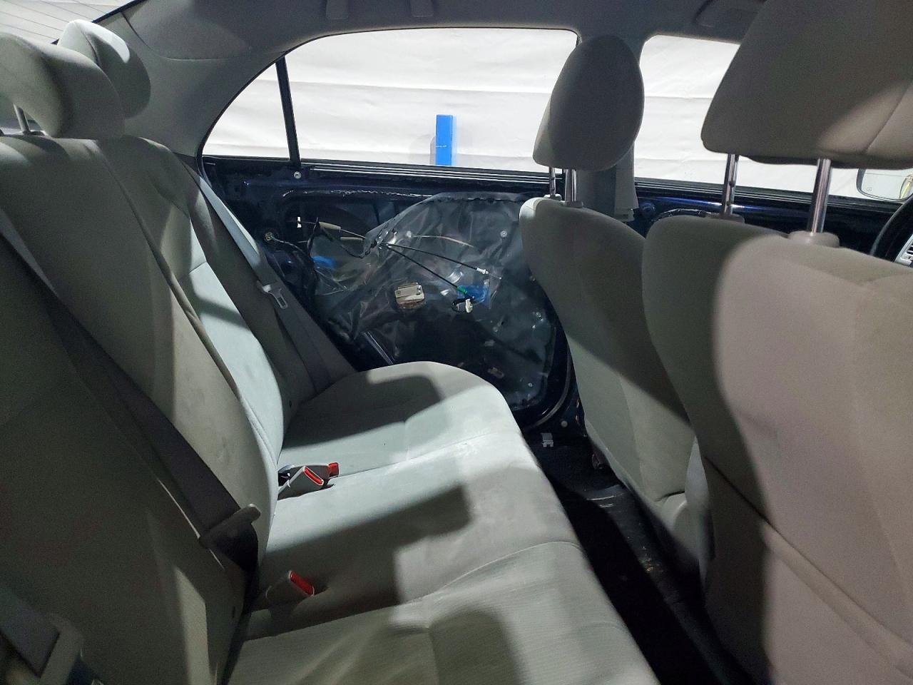 2013 TOYOTA COROLLA BASE photo 10
