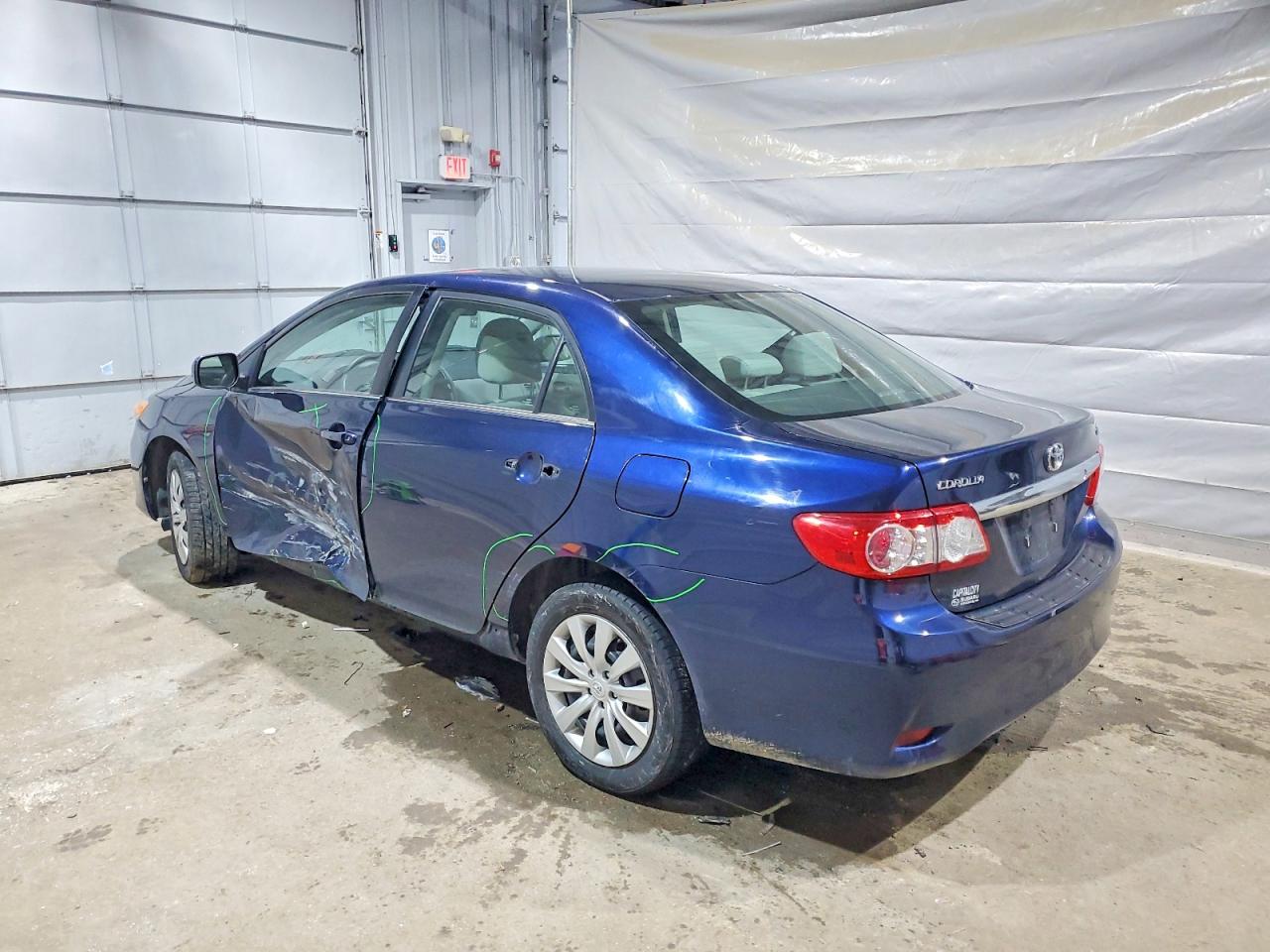 2013 TOYOTA COROLLA BASE photo 2