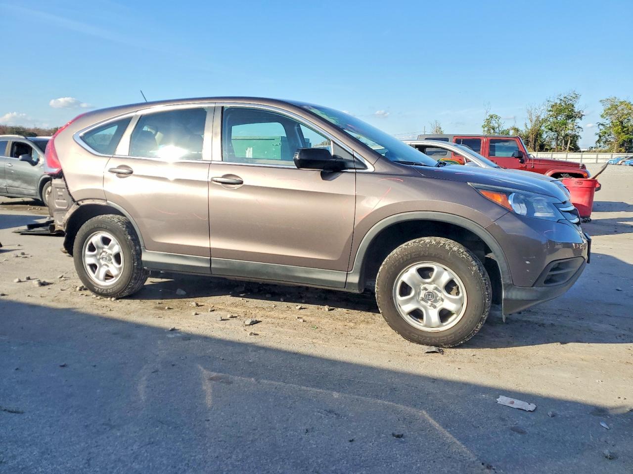2014 HONDA CR-V LX photo 4