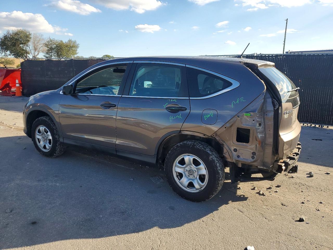 2014 HONDA CR-V LX photo 2